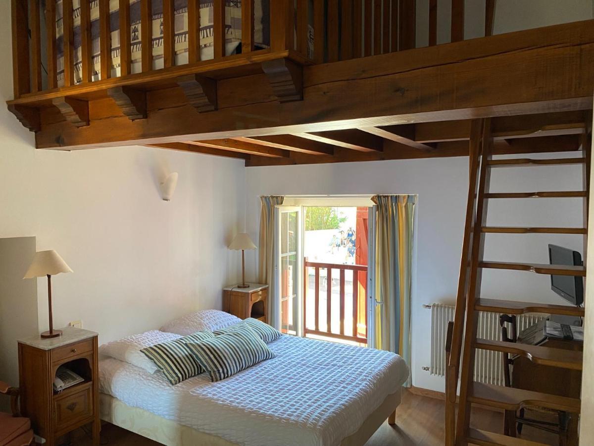 Auberge Chez Tante Ursule Cambo-les-Bains Kültér fotó