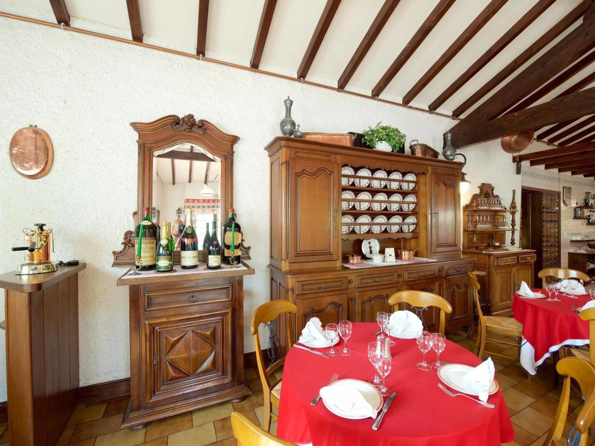 Auberge Chez Tante Ursule Cambo-les-Bains Kültér fotó