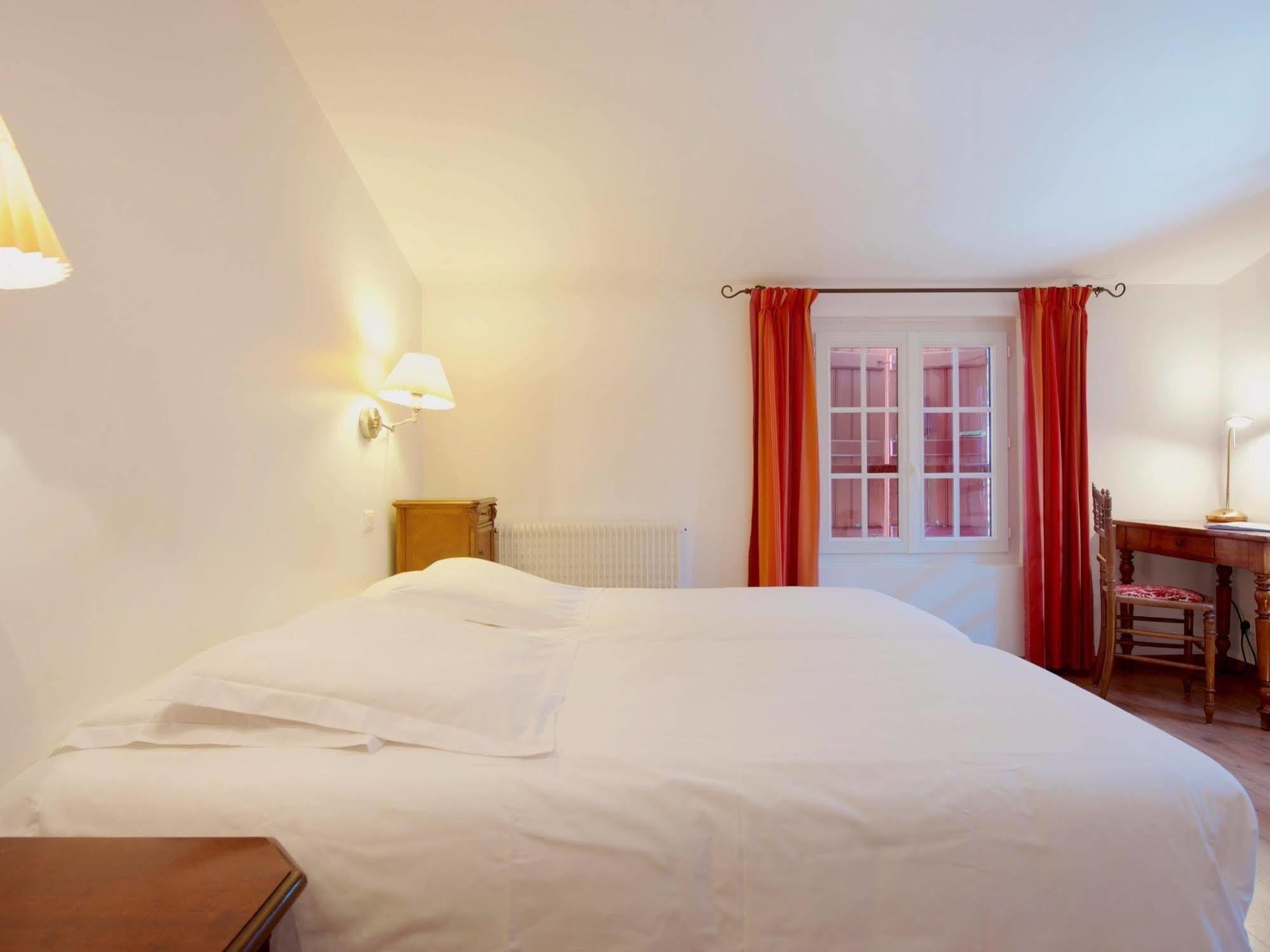 Auberge Chez Tante Ursule Cambo-les-Bains Kültér fotó